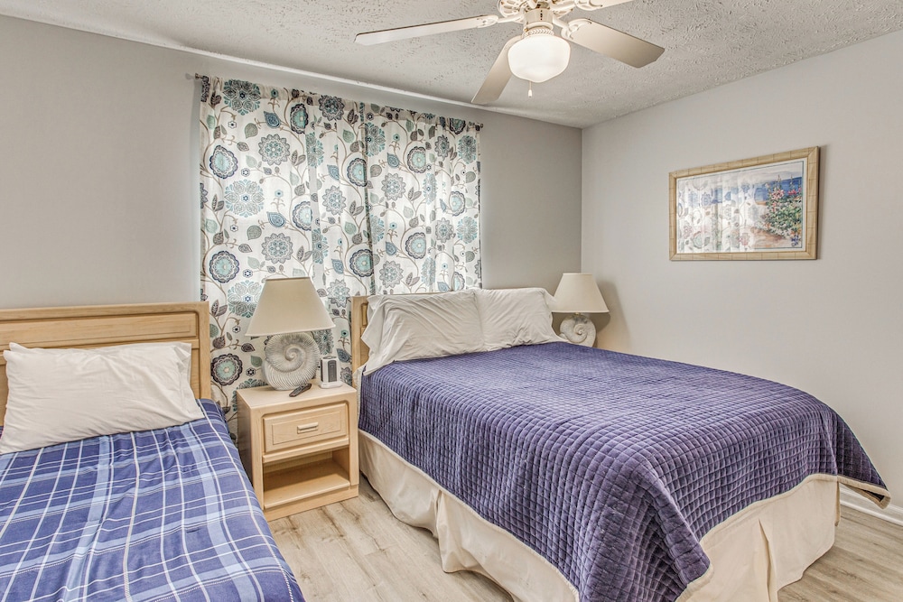 Walk to Ocean: Sunset Beach House w/ 3-level Deck!
