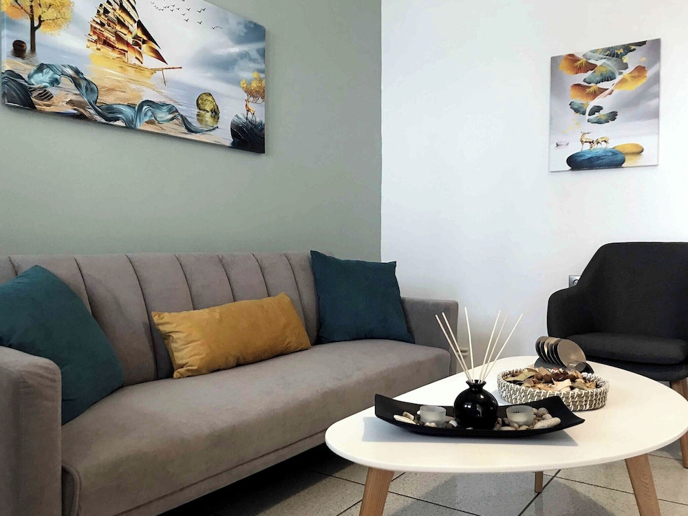 Sea Rose Apartment