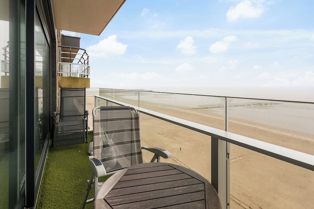 Apartment in Blankenberge Near the Pier