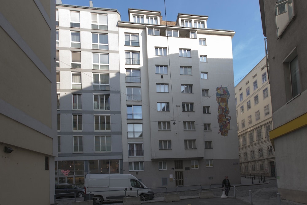 Heart of Vienna Residence