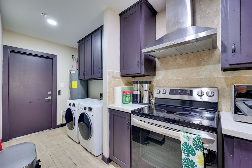 1 Mi to Dtwn Mcallen: Convenient Home Near Parks