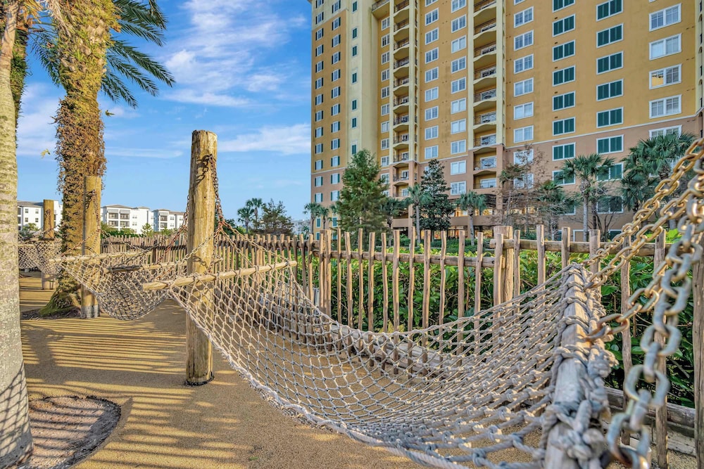 2BR Fireworks View With Pool Spa 5 Minutes to Disney