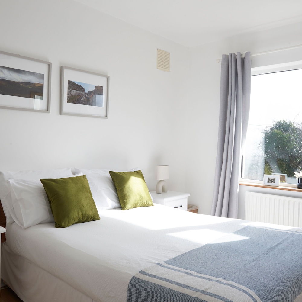 Seanacnoc Cottage Overlooking Kenmare Bay