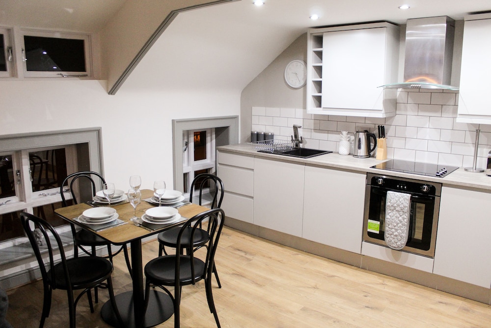 Modern Duplex Apartment Nr Liverpool ONE view 2