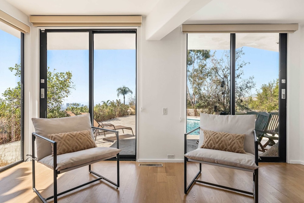 Allura Hollywood Hills LA s Most Incredible Views