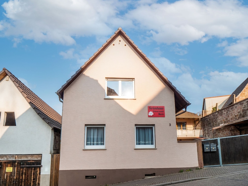 Cosy Holiday Home in Mahlberg in the Ortenau District in Baden-württemberg