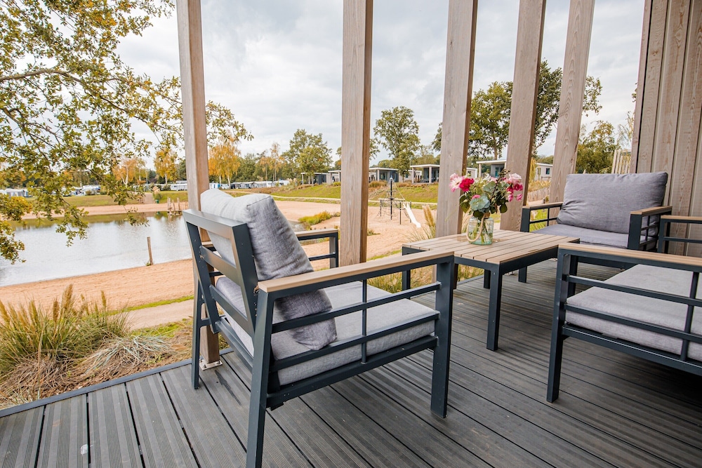 Chalet by Beach and Harbor With Terrace