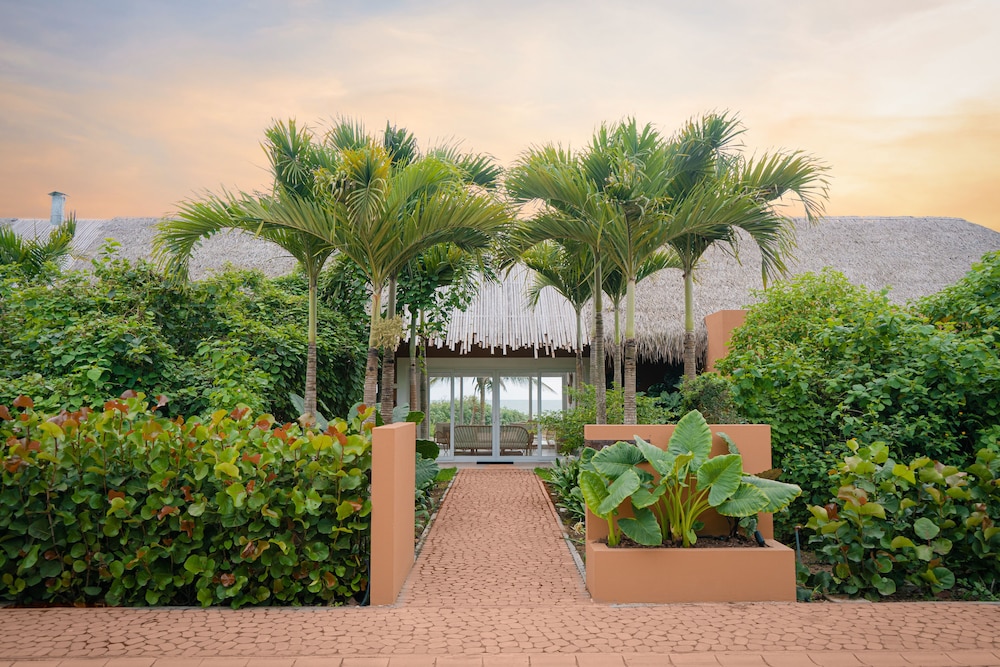 Las Tanusas Retreat & SPA