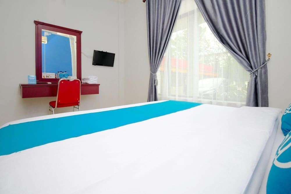 Serena Anggrek Hotel