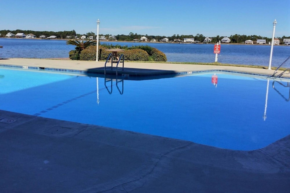 Compass Point 503