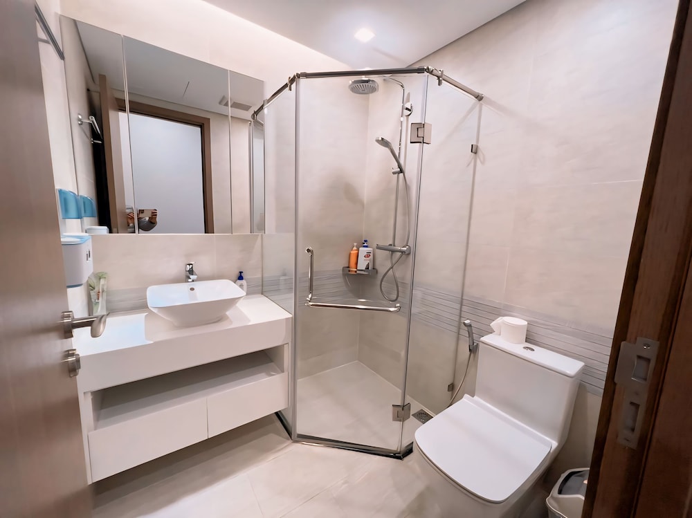 Feria Home - Vinhomes Metropolis Lieu Giai