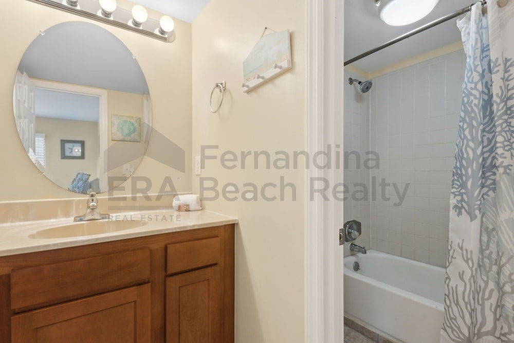 2622 Forest Ridge #c2 3 Bedroom Condo