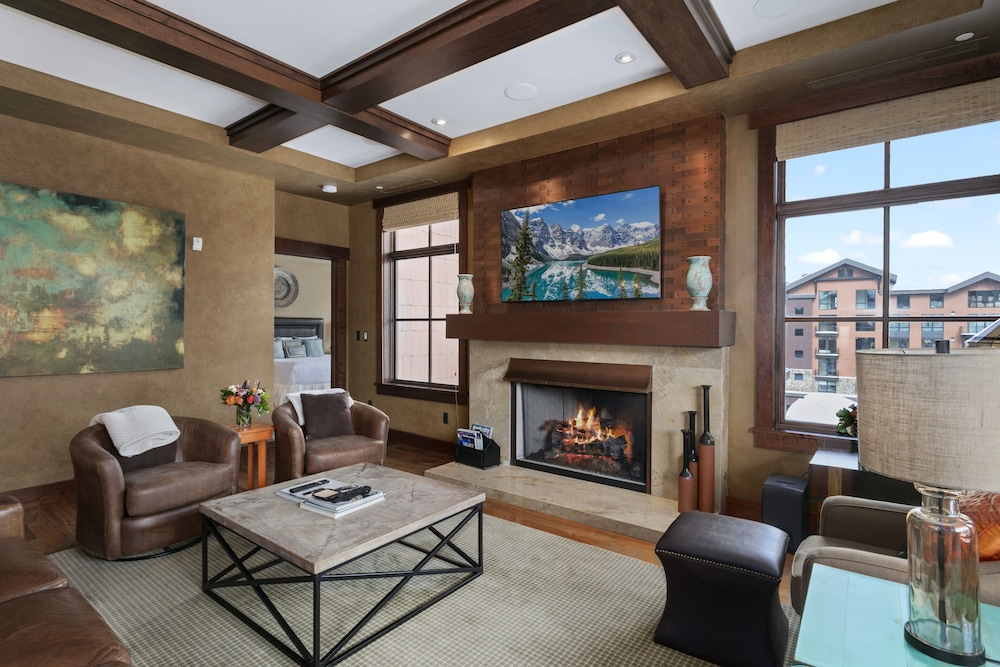 Flagstaff Lodge at Deer Valley Resort - Three Bedroom Residence #302 3 Condo