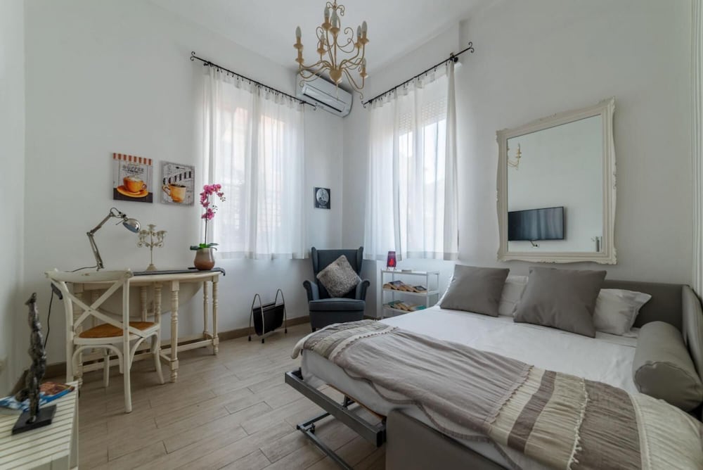 Penthouse Alisa - Penthouse Alisa