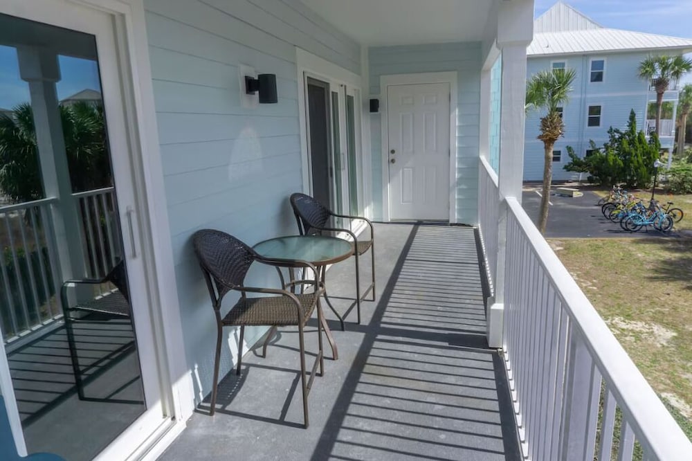 Beachside Villas 1022