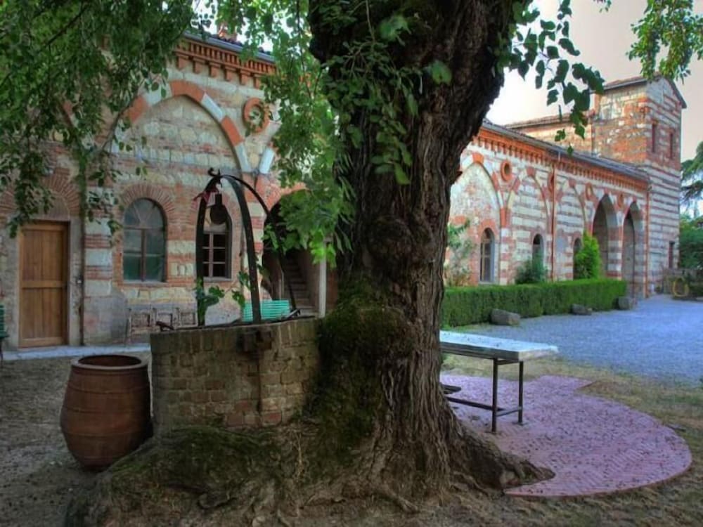 Castello di Frassinello