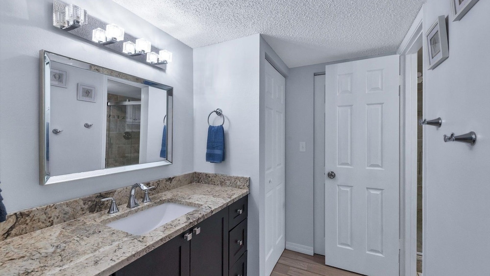 Quiet Condo Near Downtown Punta Gorda 2 Bedroom Condo