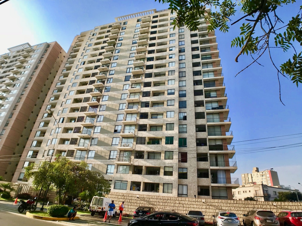 ALU Apartments - Miraflores Park
