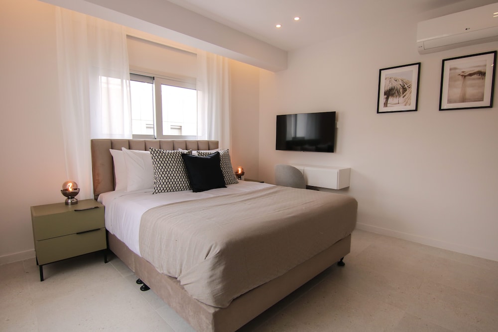 Limassol Vacations - Phaedrus Living: Limassol Seaside Residences 05 - Property Image 2