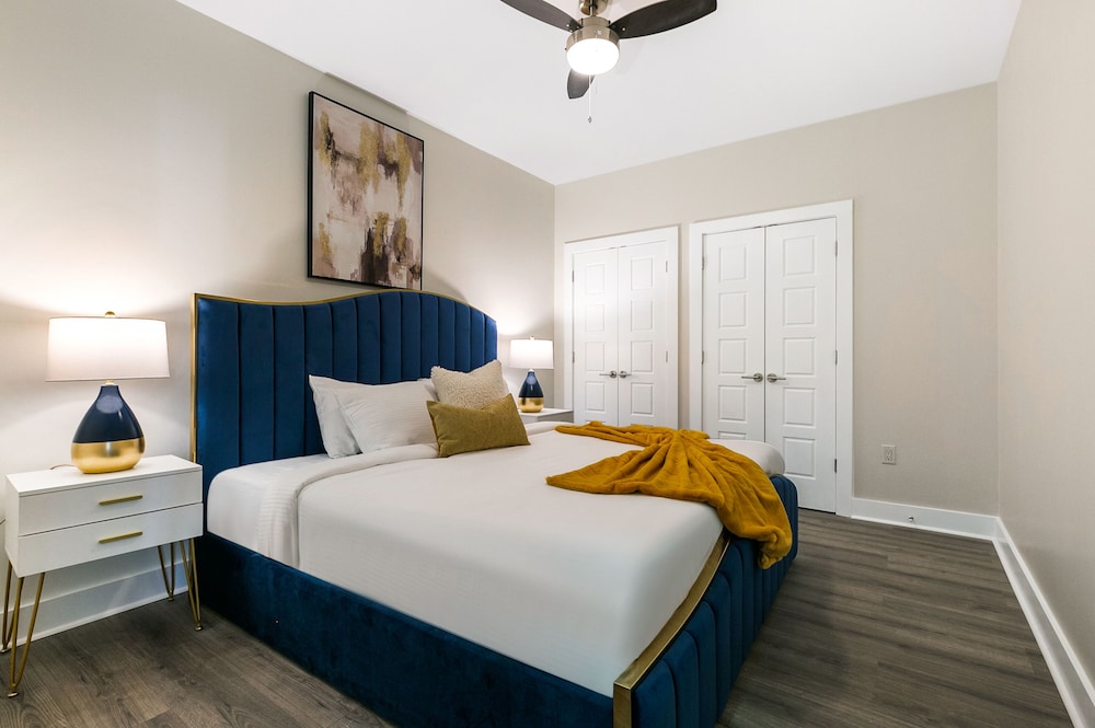 New Orleans Vacations - Modern 4BR Condo in the Heart of NOLA - Property Image 54