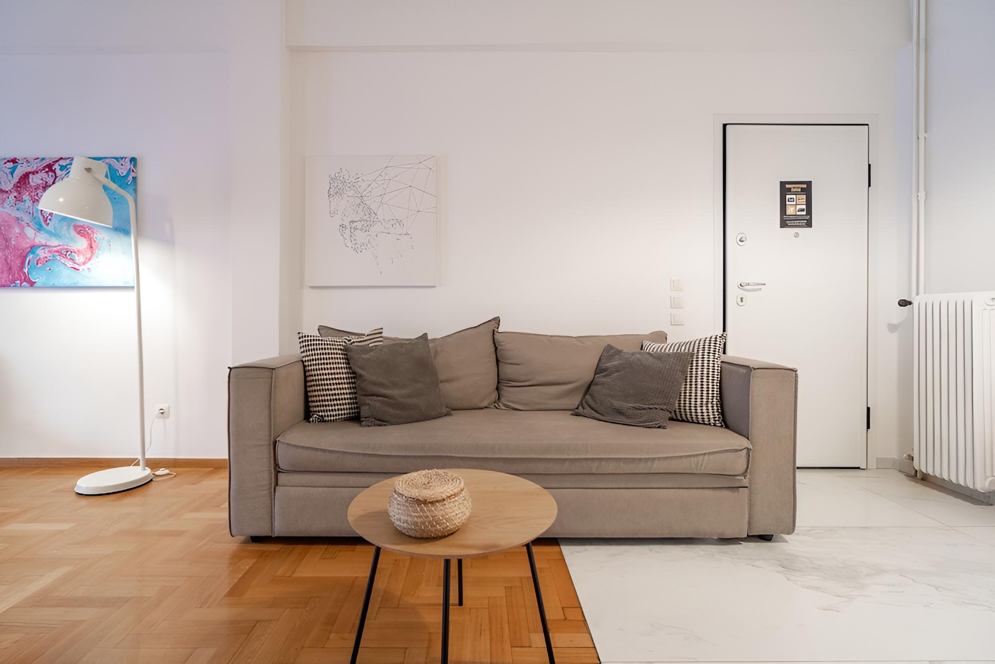 Zan Moreas Beautiful Apt in Koukaki