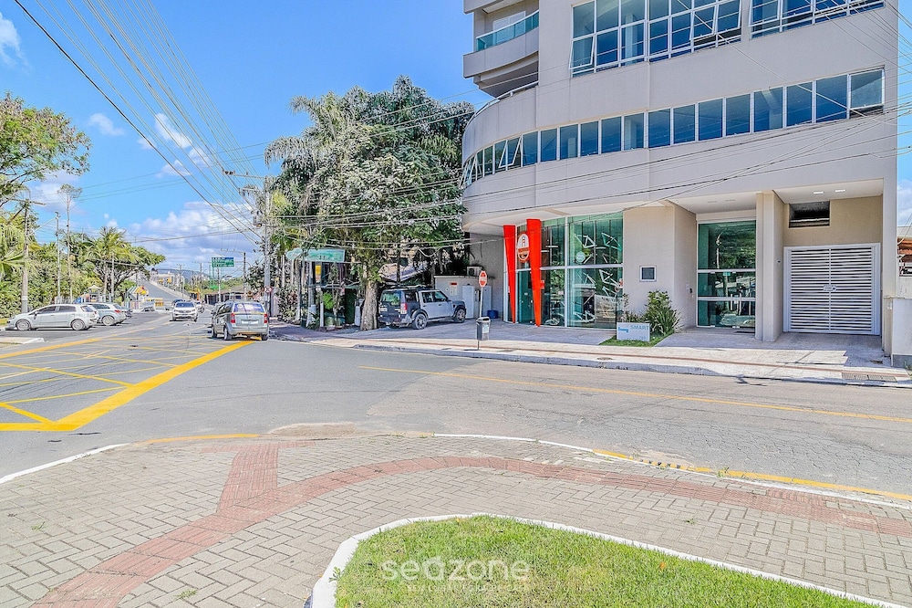 Your Complete Stay Just Minutes From the sea in BC Stls