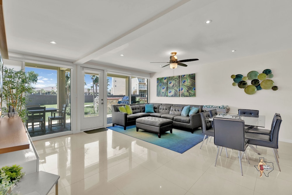 Bahia Mar Solare Resort Condos