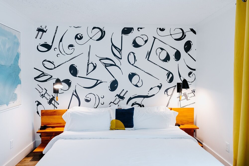 The Vinyl at Music Row - 1 Bedroom Apartment