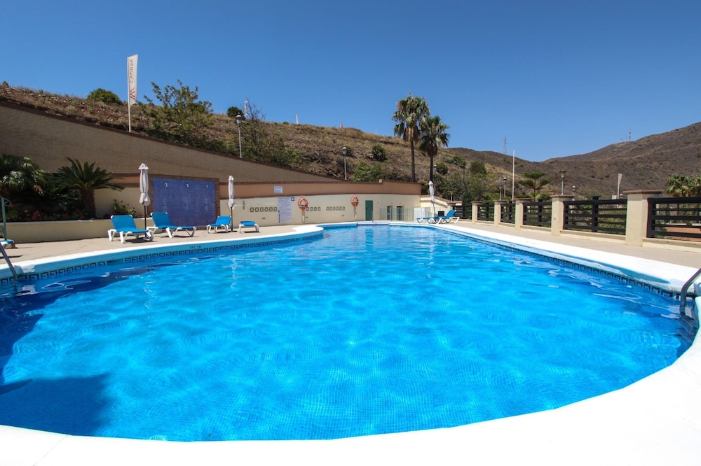 Apartamento Altos de Tamango con Vistas y Pisicina