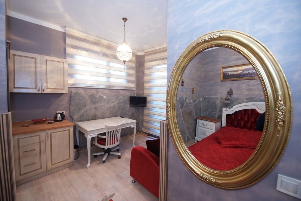 Galatolia Suites - Image 26