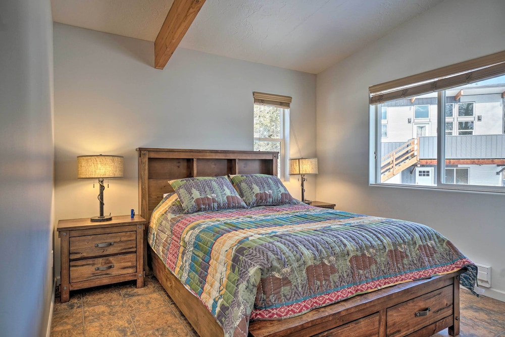 Homer Vacations - Pet-friendly Duplex w/ Northern Lights Aurora View - Property Image 24