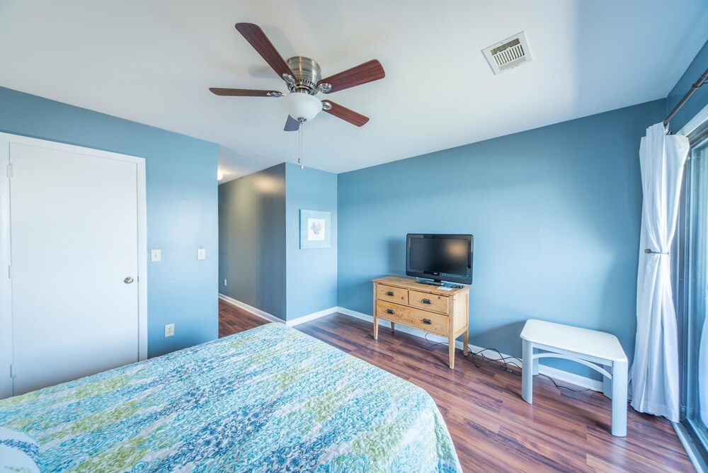 Charleston Vacations - Mariners Cay 15 2 Bedroom Holiday Home By My Ocean Rentals - Property Image 5