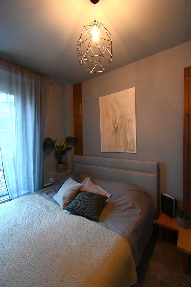 Cheap Luxury Stay From 50 Pppn view 4