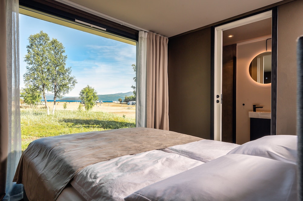 AERA - Aurora Glass Cabins view 4