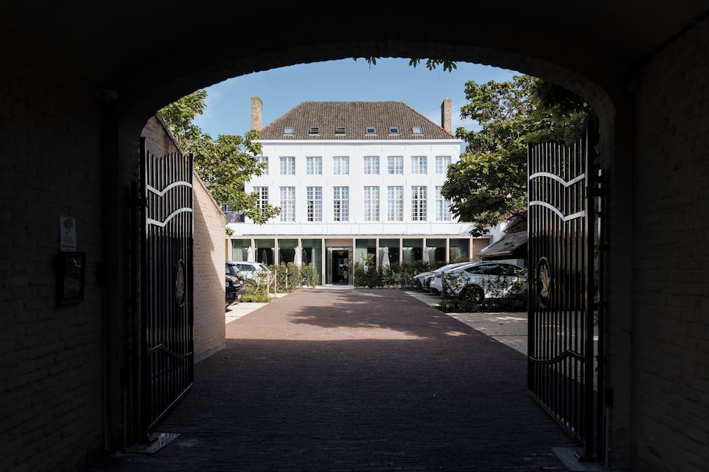 Bruges Vacations - Hotel de Tuilerieen - Property Image 37