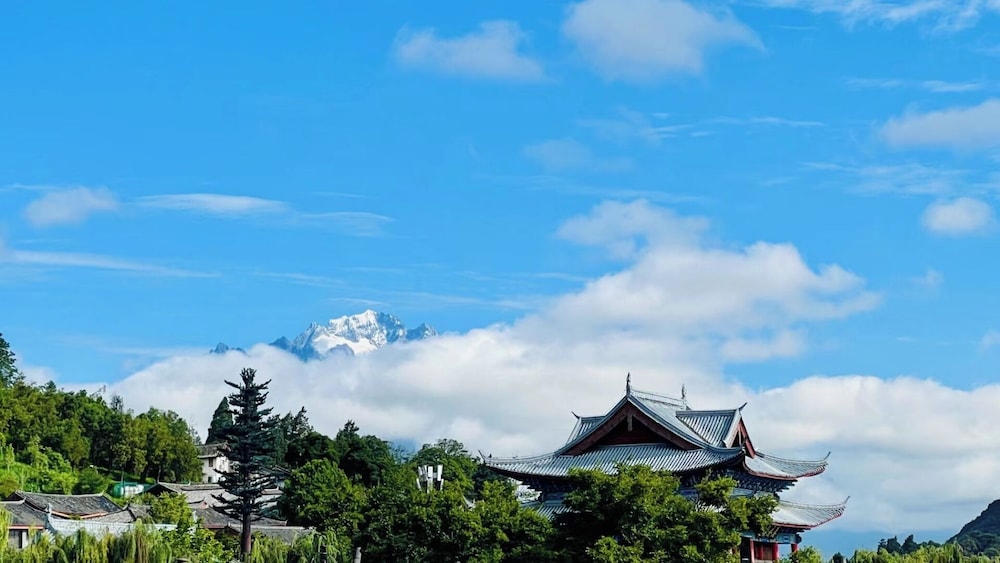 Yiyuan Snow Mountain View Historical Naxi House - Lijiang Old Town Mufu branch