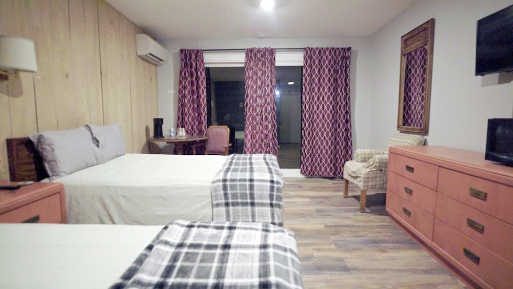 Pinnacle Lodge