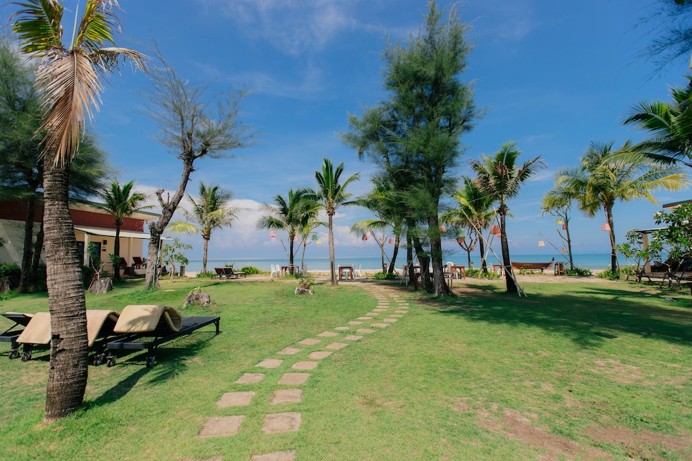 Golden Bay Cottage
