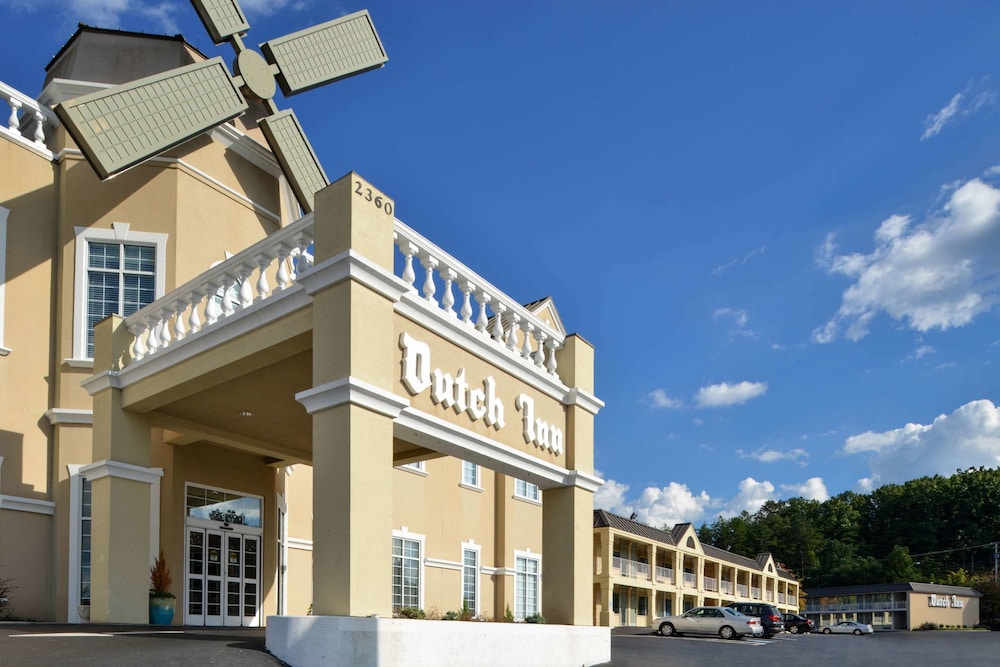 Collinsville Vacations - Quality Inn Dutch Inn - Property Image 6