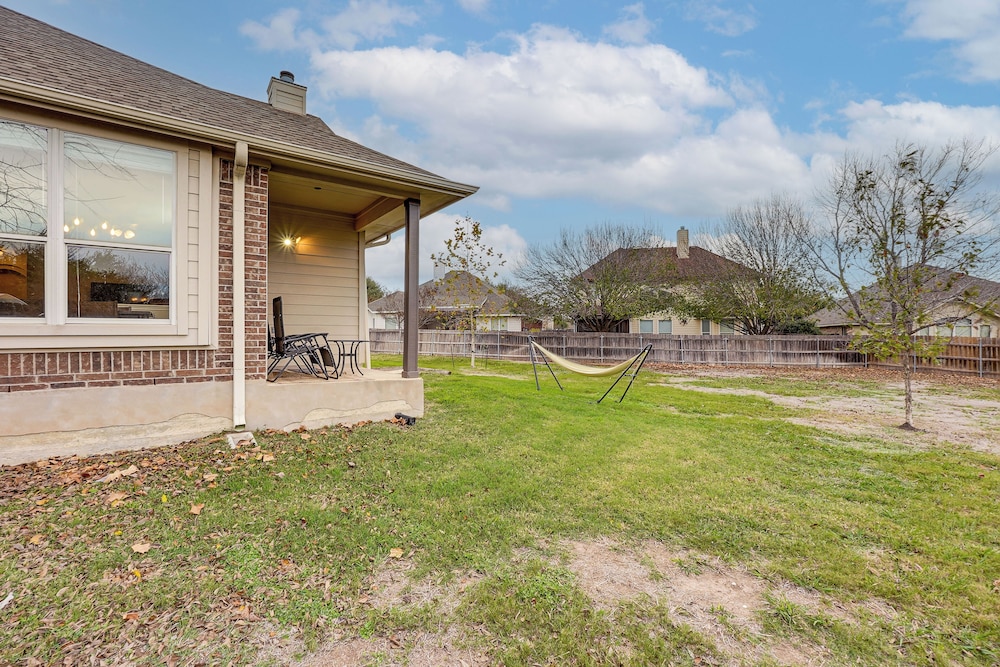 Play & Unwind, Pflugerville Gem w/ Community Perks