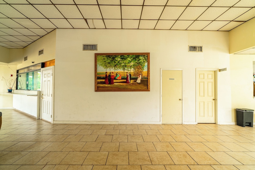 Economy Inn By OYO Livingston TX Hwy 59