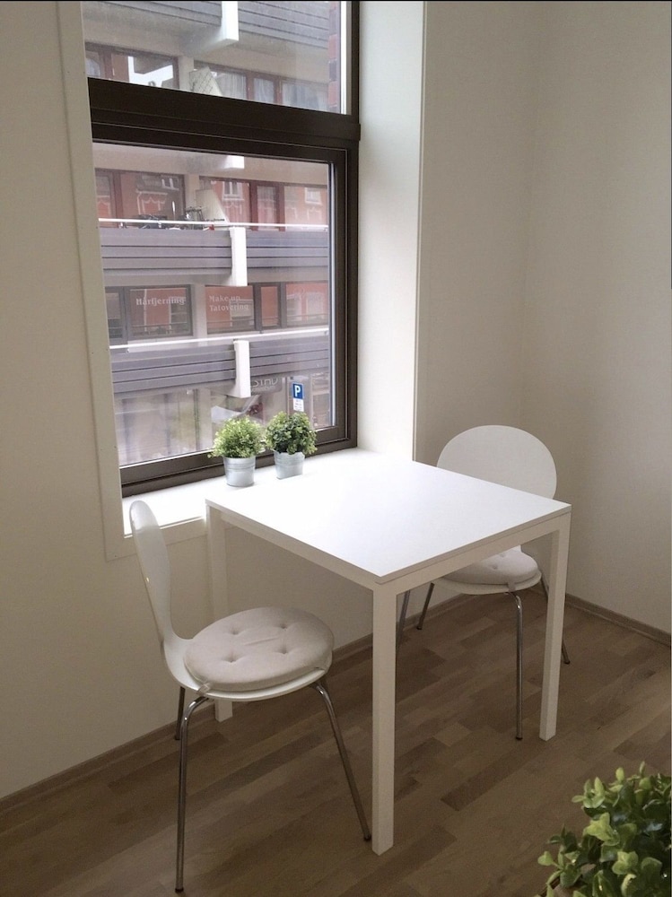 Kvadraturen Apartments Social