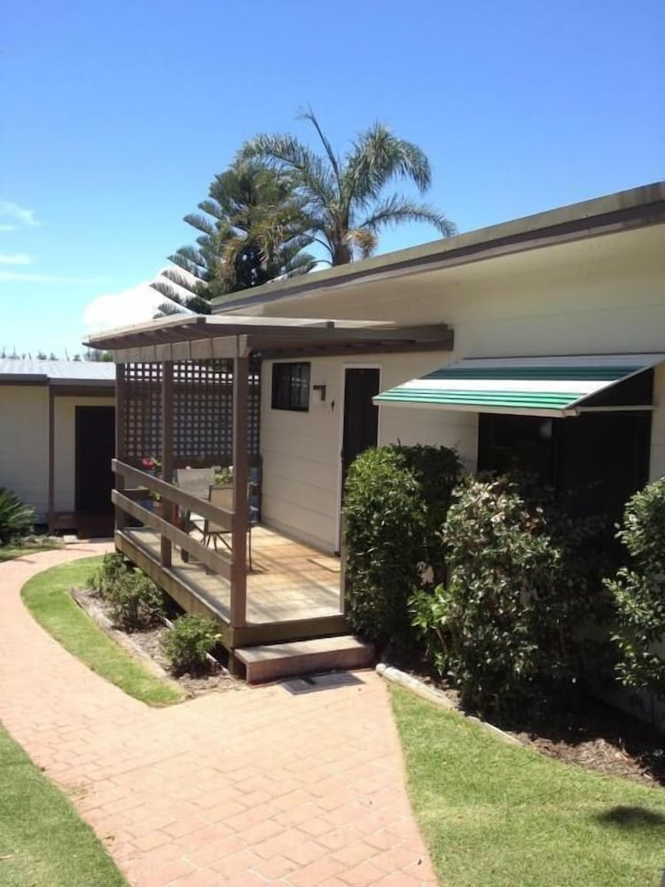 Anglesea Lodge