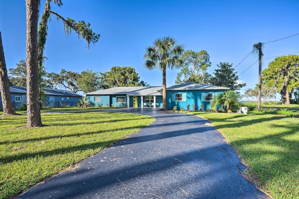 Waterfront Lake Dora Escape w/ Private Dock & Slip view 3