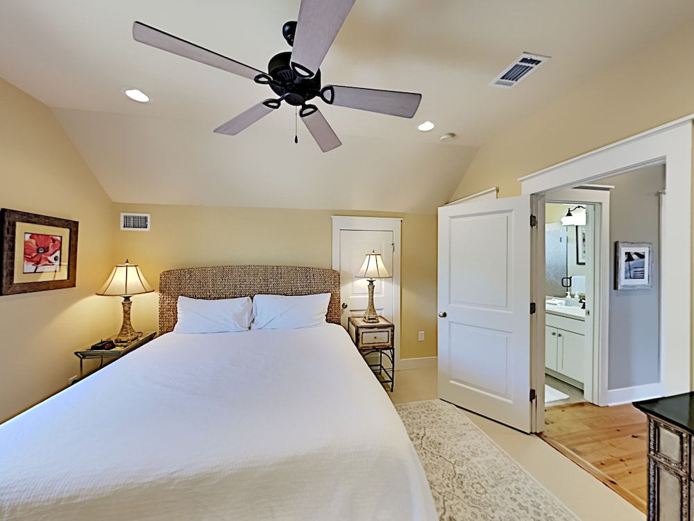 Cypress Dune Cottage by Southern Vacation Rentals view 2