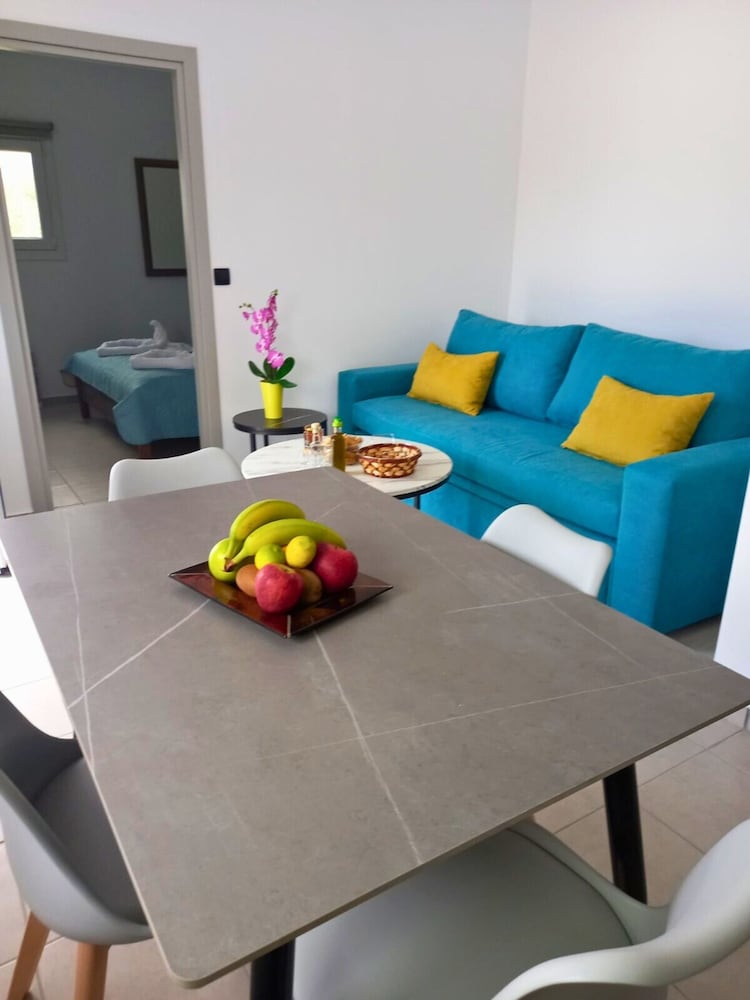 Kavros Cozy Apartment