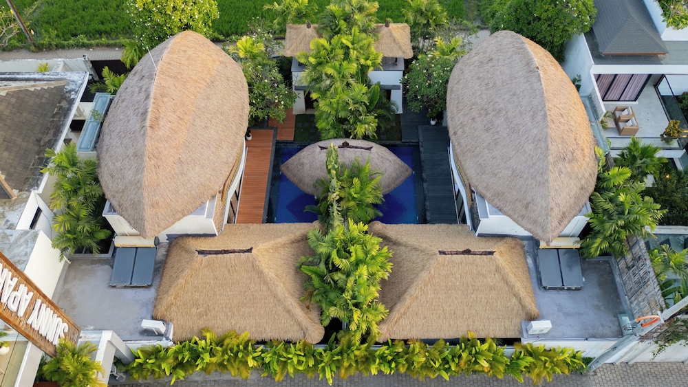 Aragreen Berawa Villa