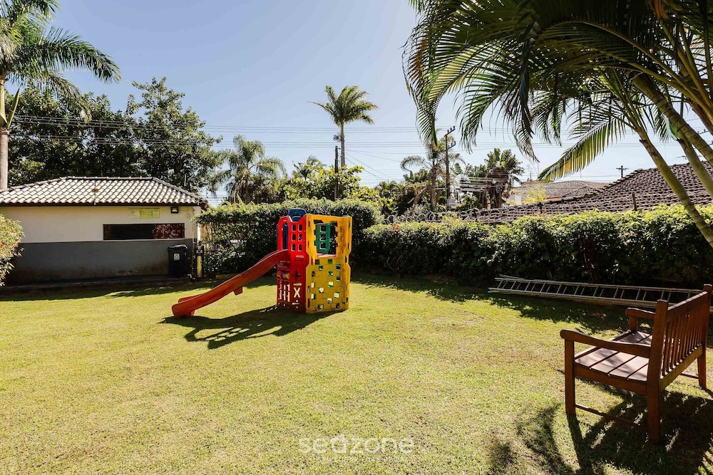 House in Condo w/ Pool, 300m From the Beach Ali024