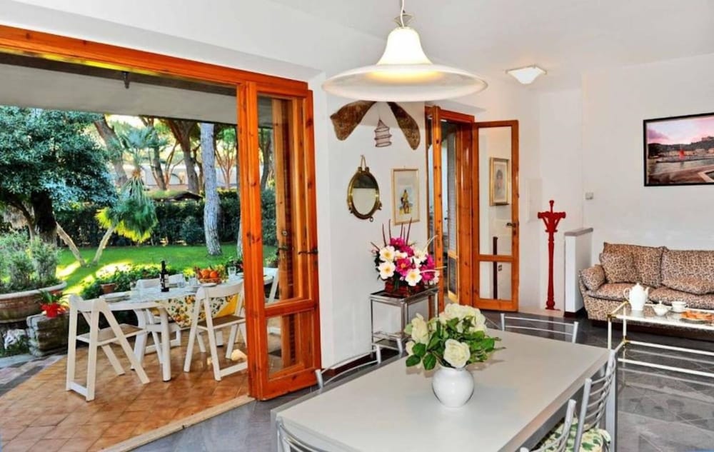 Beautiful Villa Ancora 200 Meters From the Sea-villa Ancora