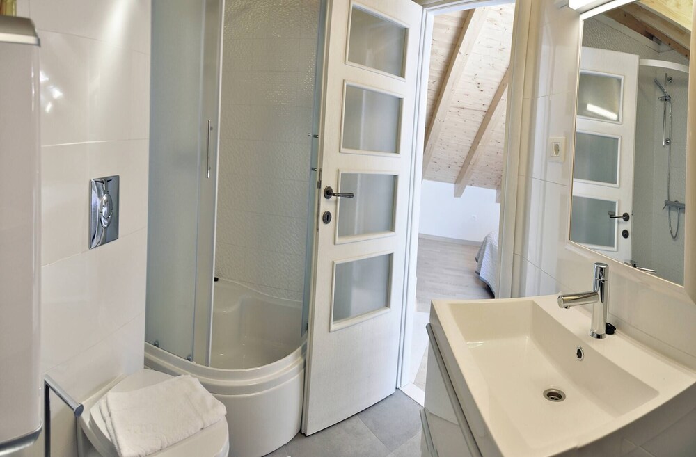 Room-room With the City and sea View